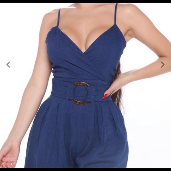 Into You Belted Romper Navy blue - Picture 1 of 1